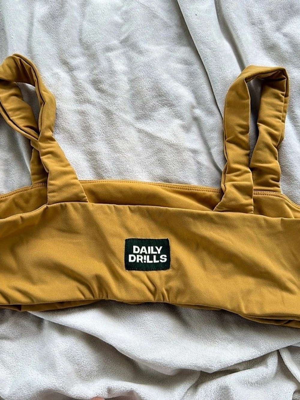 Daly Drills sports bra  in Yellow